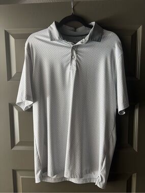 Walter Hagen Light Gray Polo with Subtle Pattern